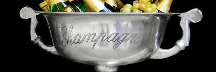 Sektkübel mit Sektflaschen